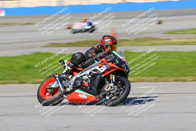 media/Jan-20-2023-Fastrack Riders (Fri) [[f2ad32aba3]]/Level 3/session 4 turn 6/